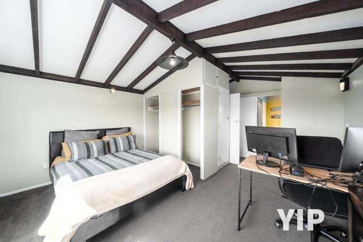 16 Carluke Street Paparangi_10