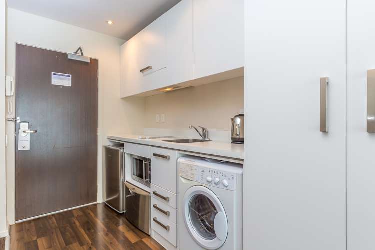 1211/10 Waterloo Quadrant Auckland Central_6