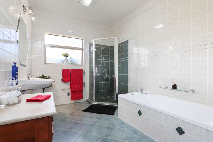 1491 Old North Road Helensville_18