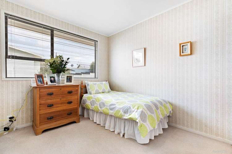 1/9 Opua Street Belmont_9