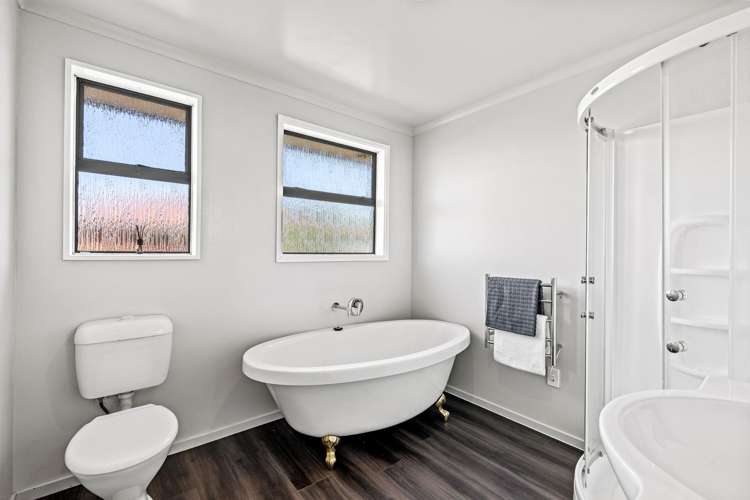 8 Glenbyre Place Bromley_10