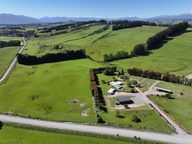 Superbly Balanced Te Anau Farm