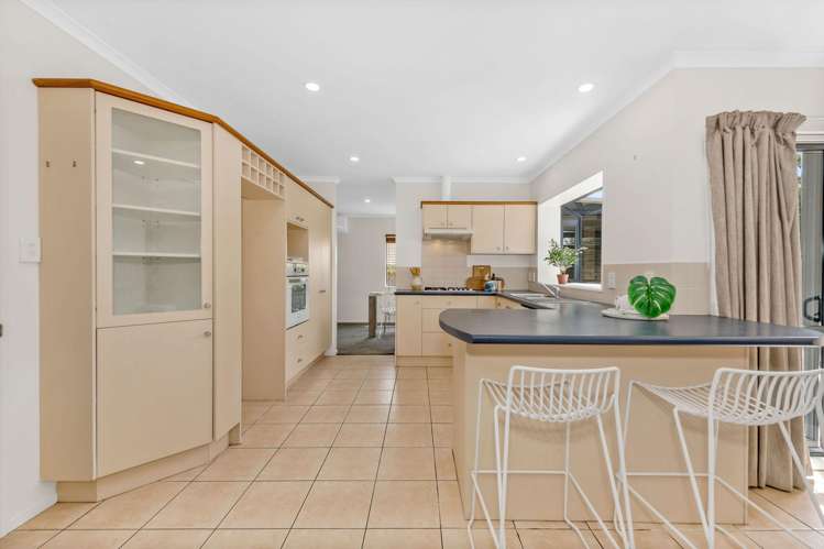 24 Moyrus Crescent East Tamaki Heights_14