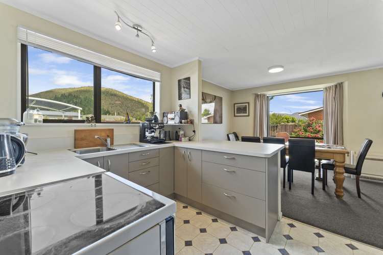 47 Black Peak Road Omarama_2