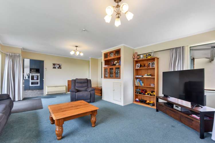 18 Aldinga Avenue Stoke_9
