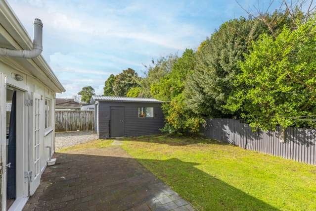 8B Hurley Road Paraparaumu Beach_1