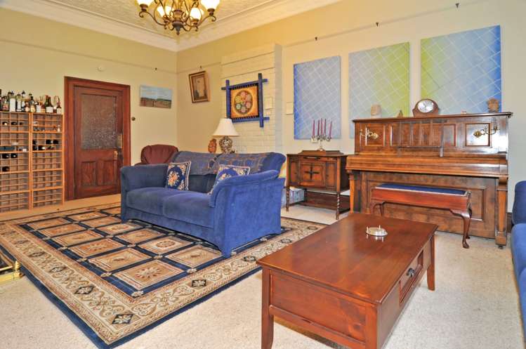 396 North Road North East Valley_11