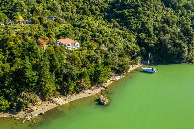 577 Queen Charlotte Drive Havelock_3