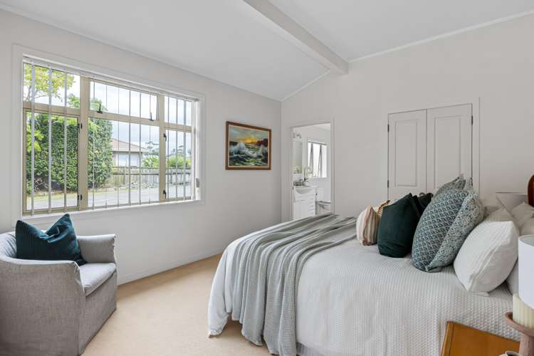 9 Lakeside Drive Orewa_10