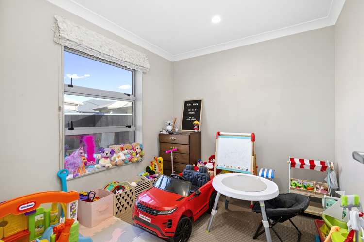 15 Speldhurst Grove Stokes Valley_19