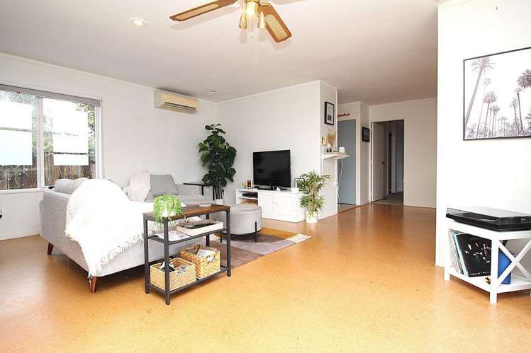 5a Porter Avenue Te Atatu South_5