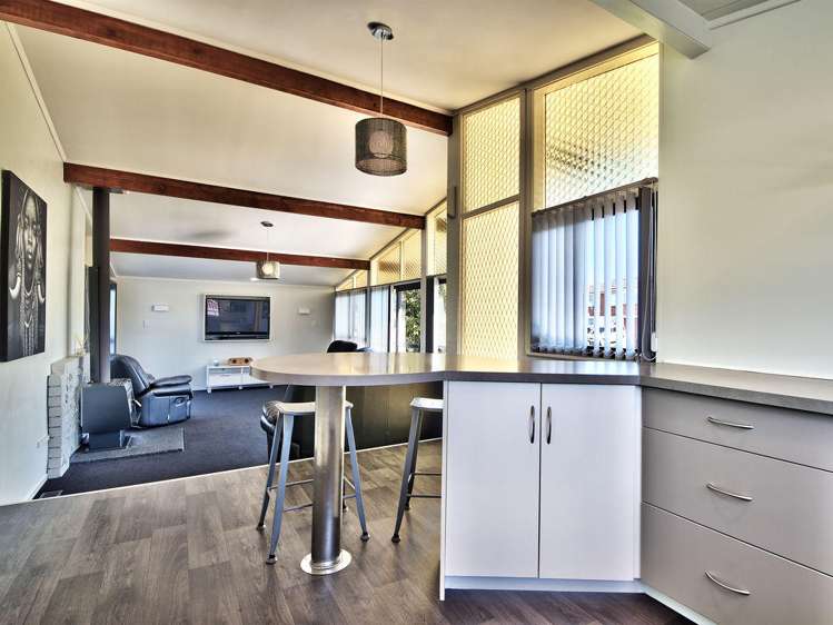 15 Bodi Place Te Atatu South_9