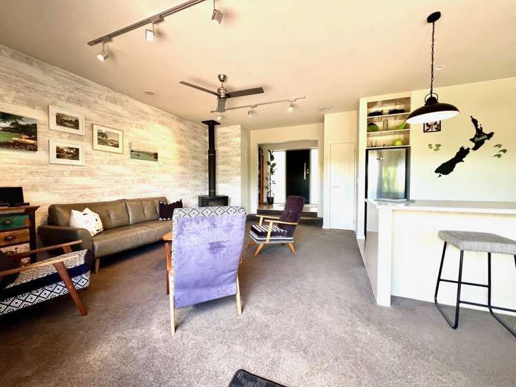 5c Sunshine Rise Raglan_16