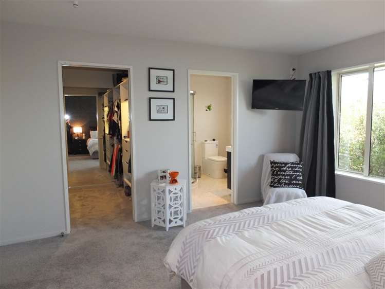 54 Temple Crescent Gleniti_15