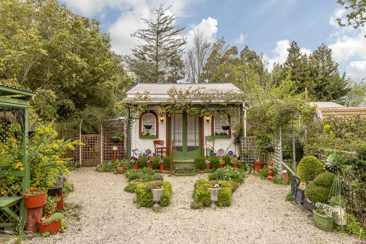 5 Charles Street Waddington_16