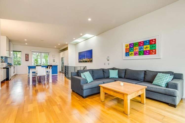 2/117 Shelly Beach Rd 1789_3