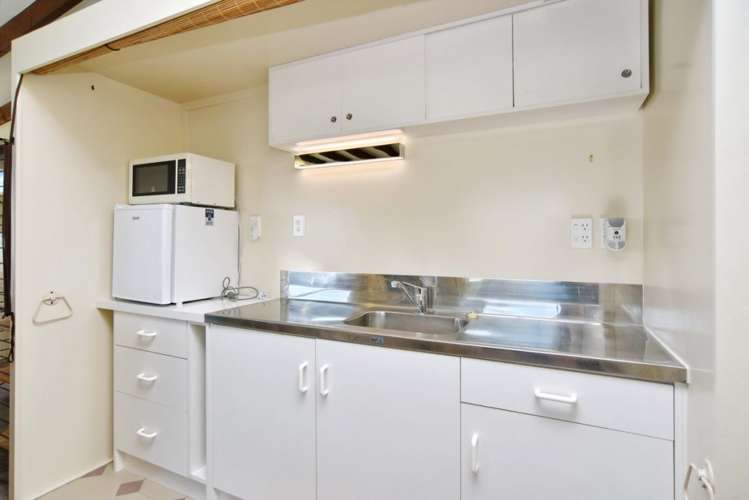 215a Mount Pleasant Road Mount Pleasant_21