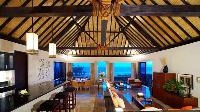 FAMOUS OCEAN VIEW BOUTIQUE RESORT WITH PRIVATE BEACH IN FIJI!