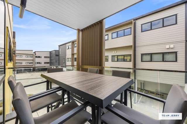 106/5 Newelm Lane Flat Bush_2