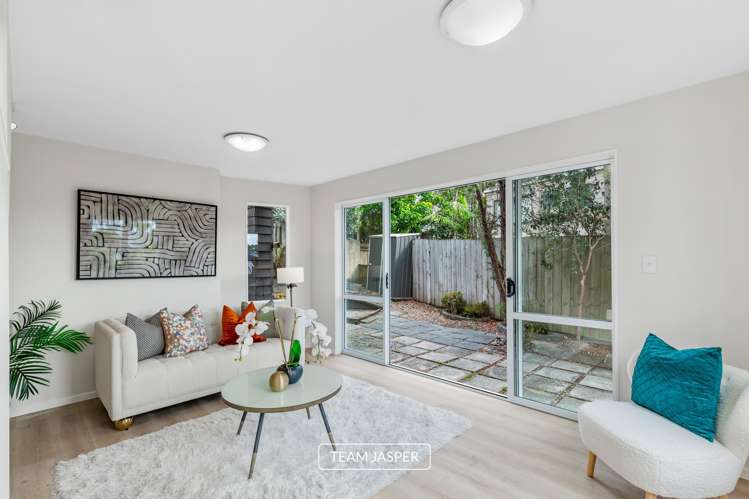 2/9 Monteith Crescent Remuera_1