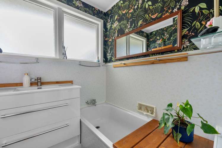 9 Sharyn Place Brookfield_8