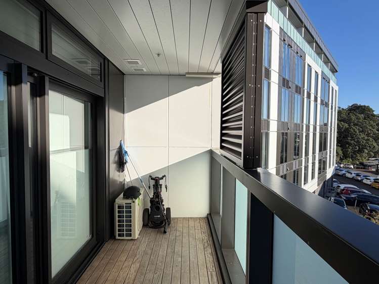 303/43B Gillies Avenue_3