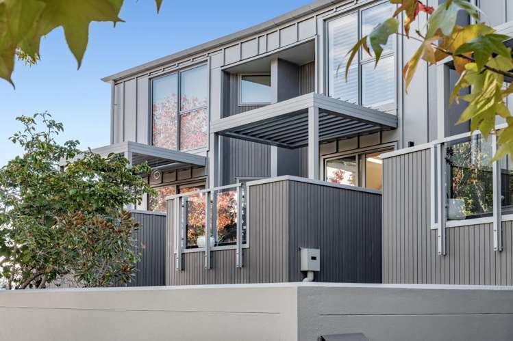 3/12 Balfour Street_0