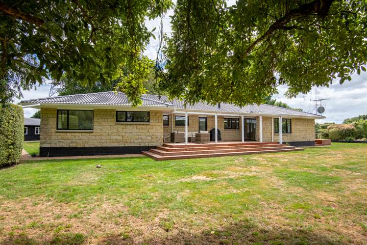 186 Holland Road Puketaha_14