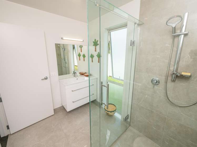 27 Eagles Way Coopers Beach_18