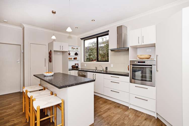 196 Chelmsford Street Windsor_4