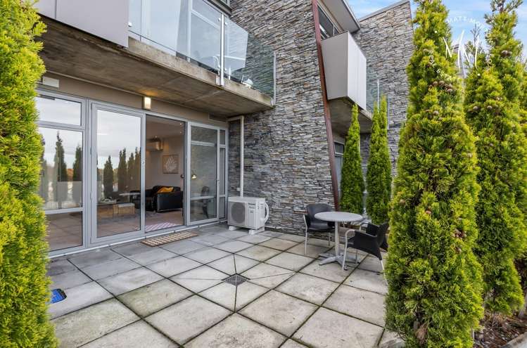 24/61 North Road North East Valley_12