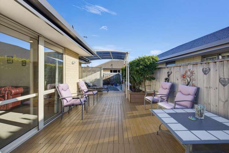 19 Korari Grove Redwoodtown_4