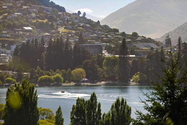 78, 80, 82 Thompson Street Queenstown_2