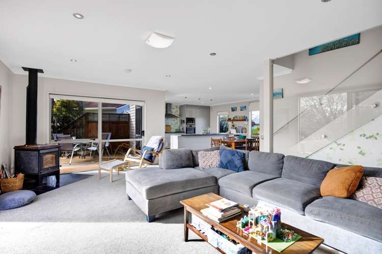 17 Elizabeth Grove_4