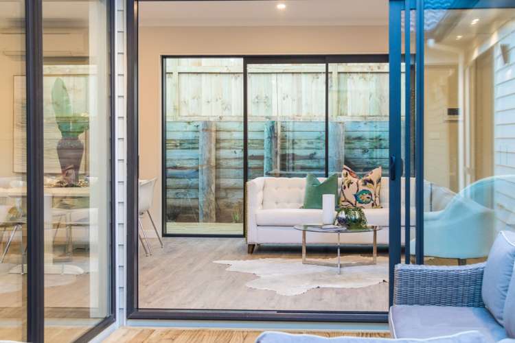 14 Tararua Street Massey_12