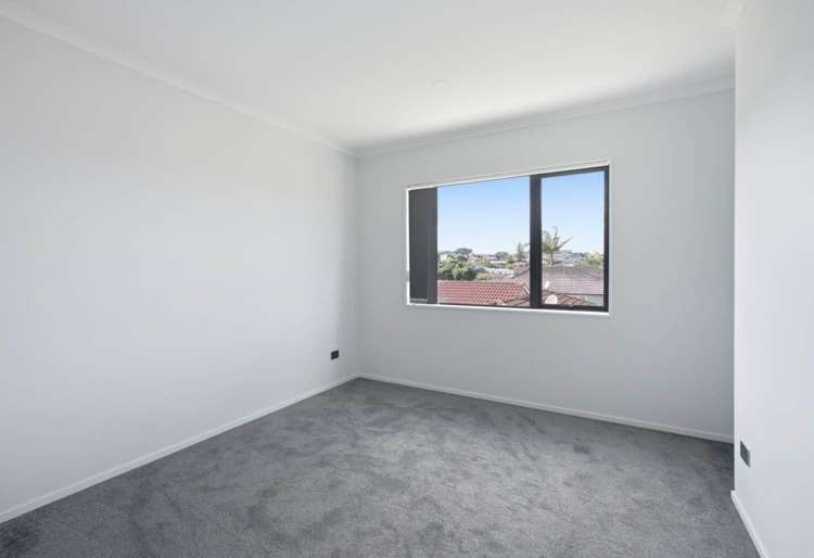 5/72 Howe Street 10679_2