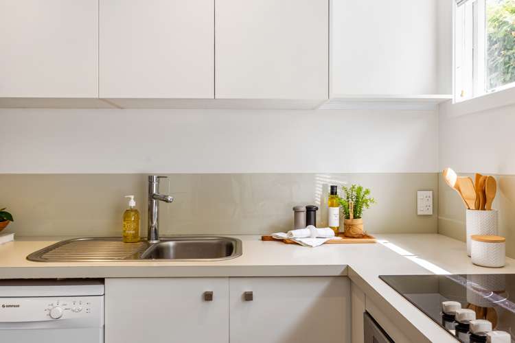 2/2 Westwood Terrace Saint Marys Bay_8