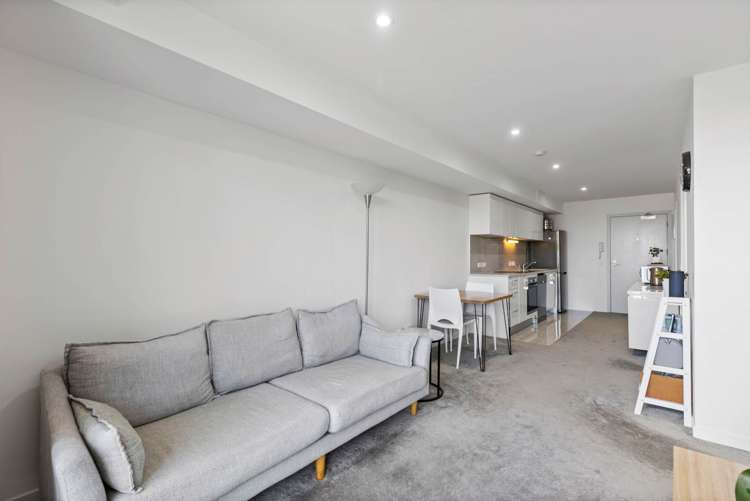 208/8 Gray Avenue Mangere East_11