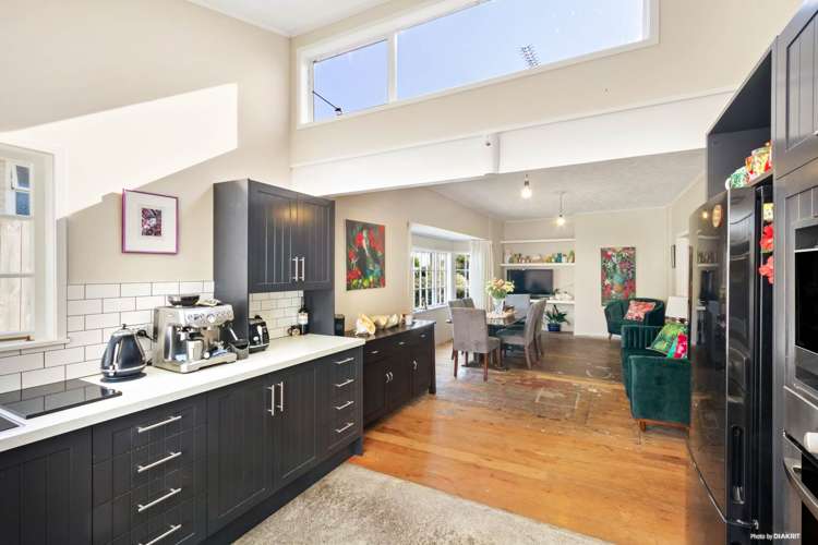 1 Meadow Crescent Te Atatu South_12