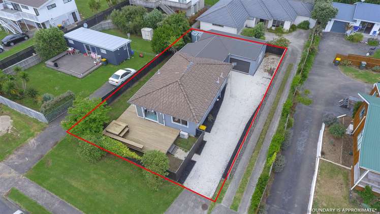 25 Crispe Road Clarks Beach_26