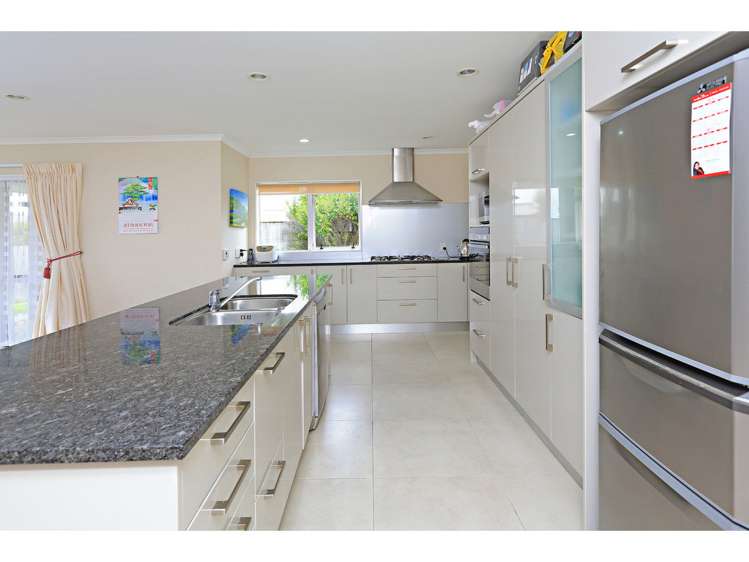 39 Chateau Rise Flat Bush_6