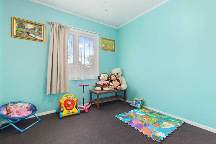 43 Sutton Crescent Papakura_9