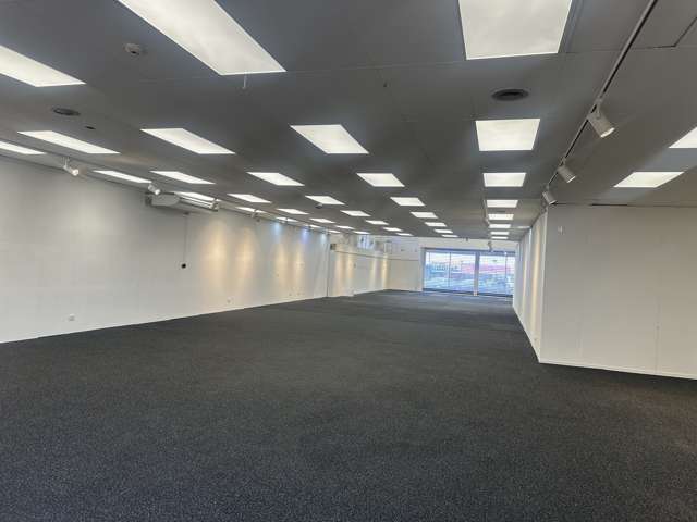 Shop 1/61 Mokoia Road Birkenhead_2