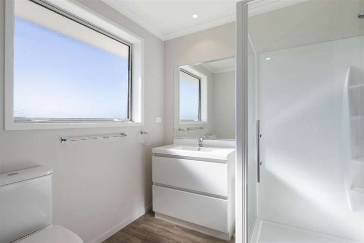 3 Island Vista Athenree_5