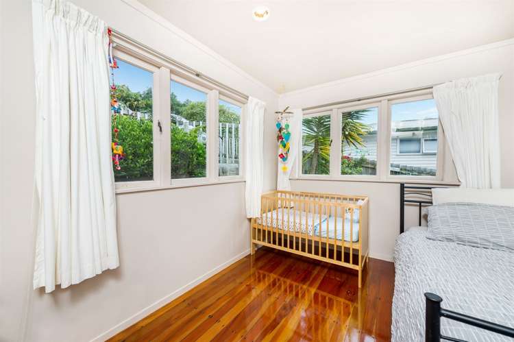 669 Beach Road Rothesay Bay_29