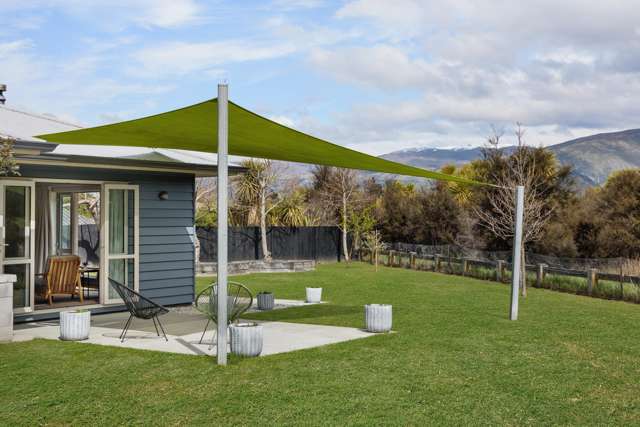 17 Hunt Place Albert Town_2