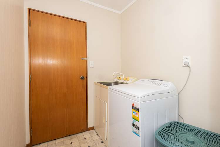 2a Tui Crescent Maunu_8