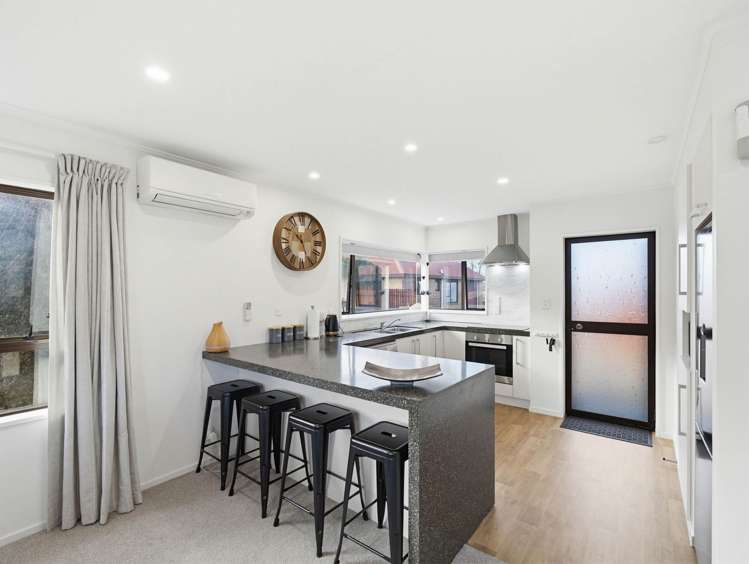 2/91 Chalmers Avenue_1