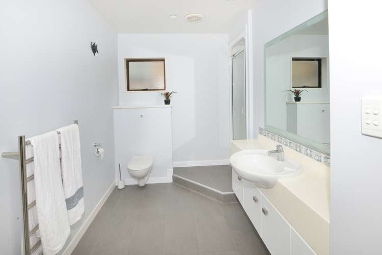 1/19 Sailfish Drive West Harbour_14