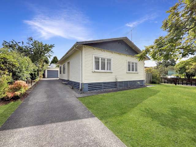 3 Bedroom Rental Close To Town.